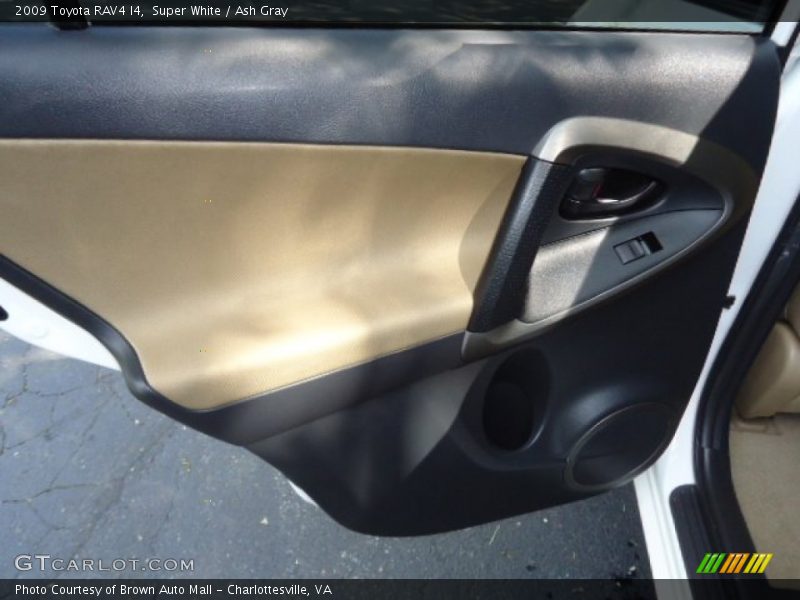 Super White / Ash Gray 2009 Toyota RAV4 I4