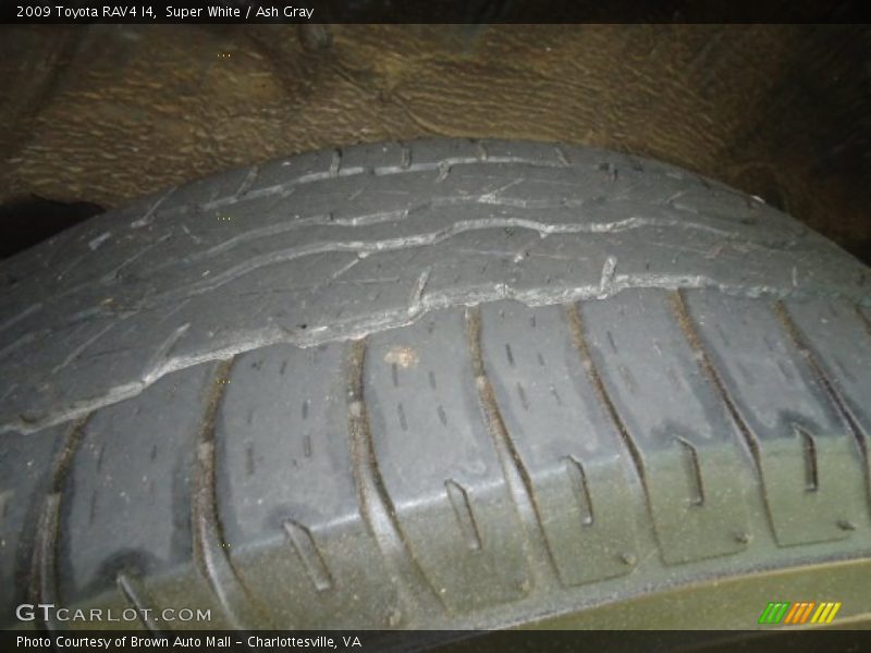 Super White / Ash Gray 2009 Toyota RAV4 I4