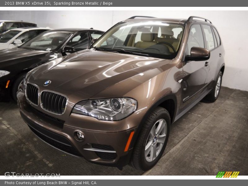 Front 3/4 View of 2013 X5 xDrive 35i