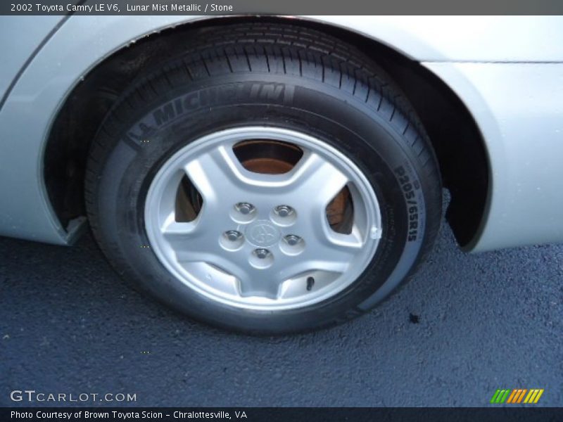 Lunar Mist Metallic / Stone 2002 Toyota Camry LE V6