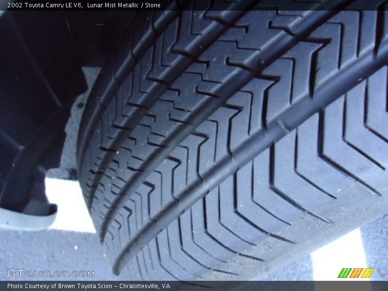 Lunar Mist Metallic / Stone 2002 Toyota Camry LE V6
