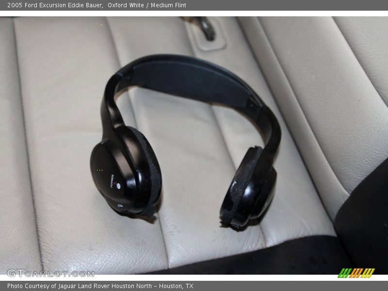 Oxford White / Medium Flint 2005 Ford Excursion Eddie Bauer