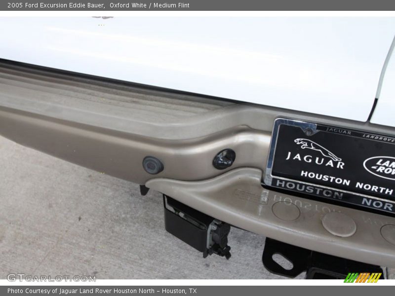 Oxford White / Medium Flint 2005 Ford Excursion Eddie Bauer