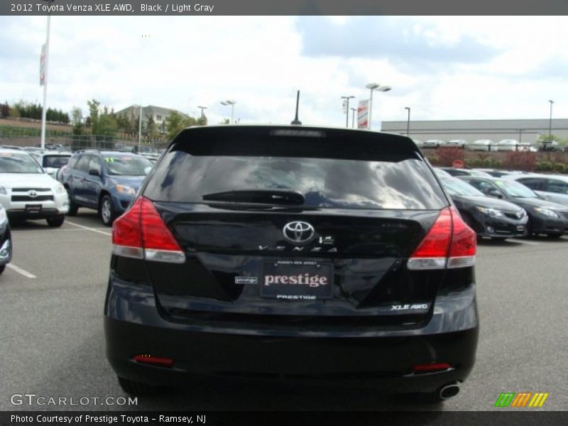 Black / Light Gray 2012 Toyota Venza XLE AWD