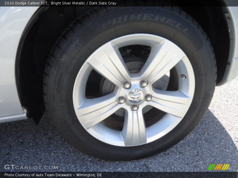 Bright Silver Metallic / Dark Slate Gray 2010 Dodge Caliber SXT