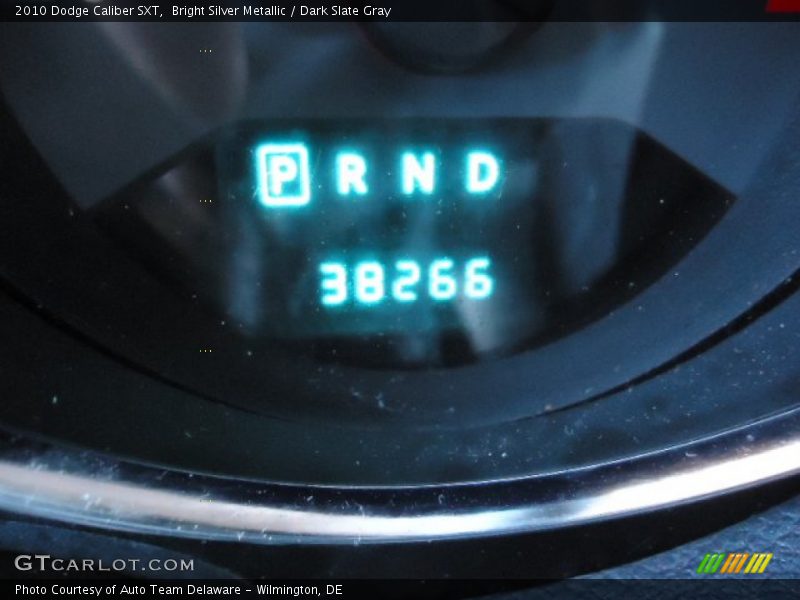 Bright Silver Metallic / Dark Slate Gray 2010 Dodge Caliber SXT