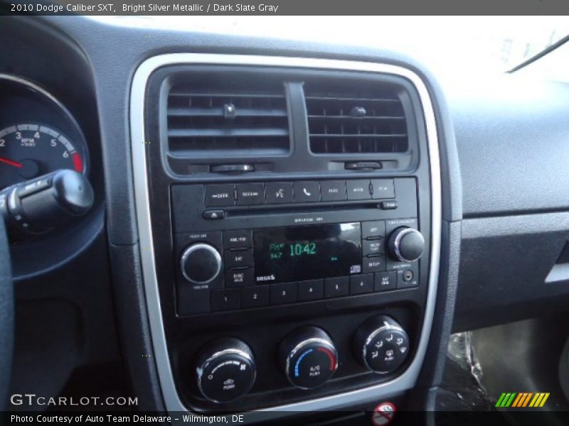 Bright Silver Metallic / Dark Slate Gray 2010 Dodge Caliber SXT