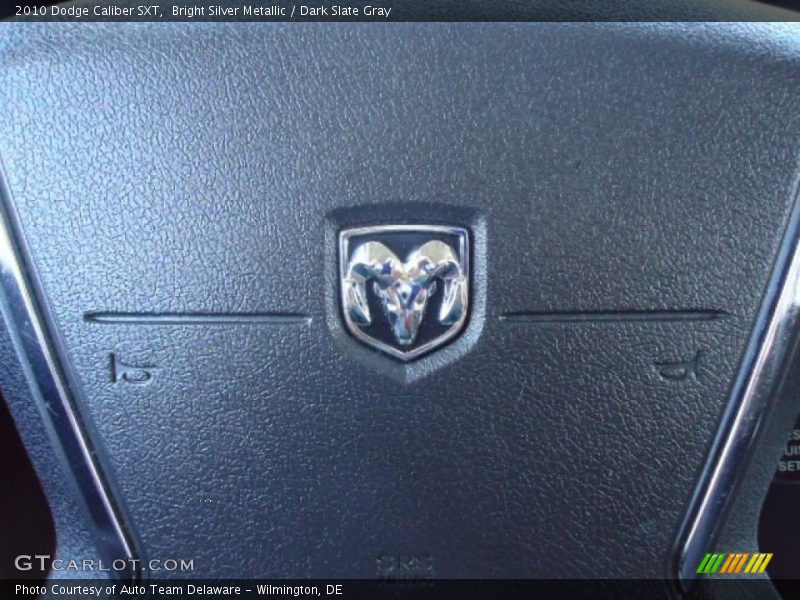Bright Silver Metallic / Dark Slate Gray 2010 Dodge Caliber SXT
