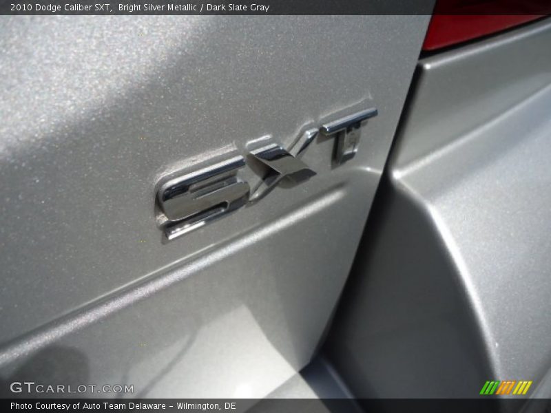 Bright Silver Metallic / Dark Slate Gray 2010 Dodge Caliber SXT