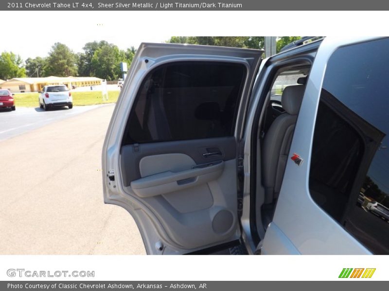 Sheer Silver Metallic / Light Titanium/Dark Titanium 2011 Chevrolet Tahoe LT 4x4