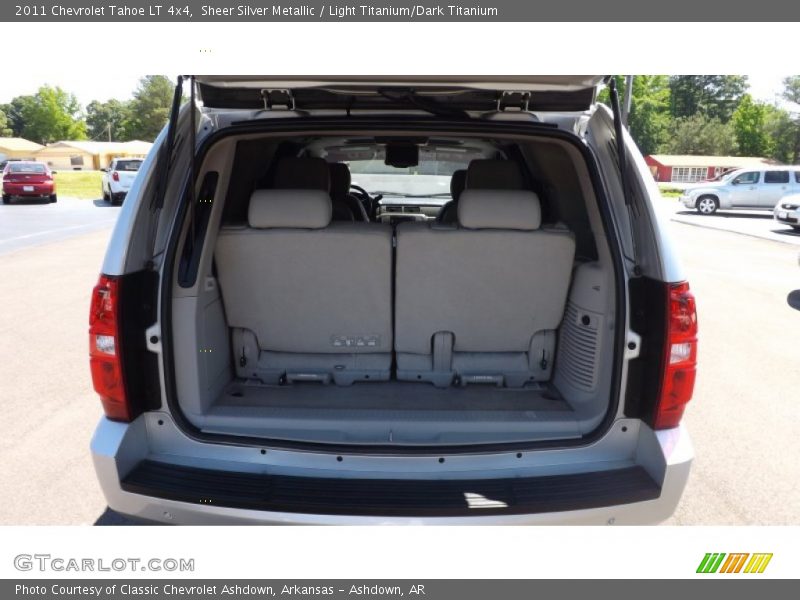 Sheer Silver Metallic / Light Titanium/Dark Titanium 2011 Chevrolet Tahoe LT 4x4