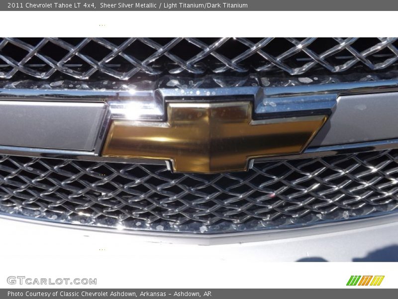 Sheer Silver Metallic / Light Titanium/Dark Titanium 2011 Chevrolet Tahoe LT 4x4