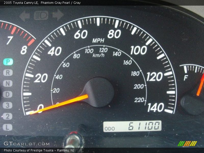 Phantom Gray Pearl / Gray 2005 Toyota Camry LE