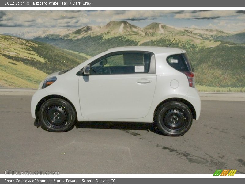 Blizzard White Pearl / Dark Gray 2012 Scion iQ