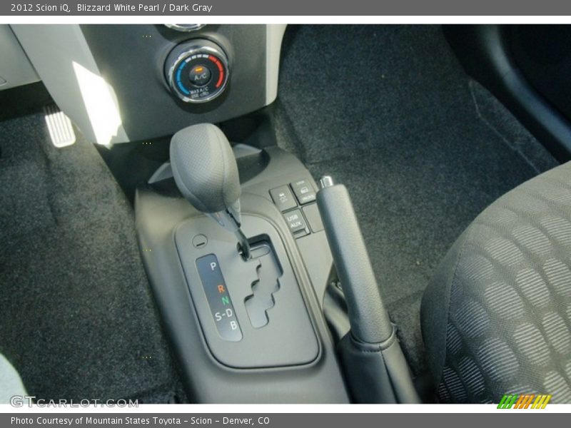 Blizzard White Pearl / Dark Gray 2012 Scion iQ