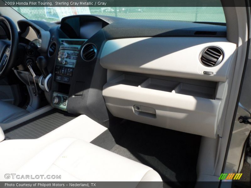 Sterling Gray Metallic / Gray 2009 Honda Pilot Touring