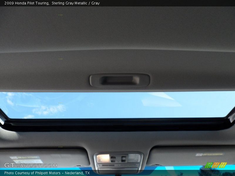 Sterling Gray Metallic / Gray 2009 Honda Pilot Touring