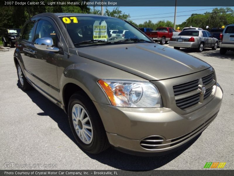 Light Khaki Metallic / Pastel Pebble Beige 2007 Dodge Caliber SE
