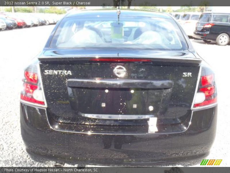 Super Black / Charcoal 2012 Nissan Sentra 2.0 SR