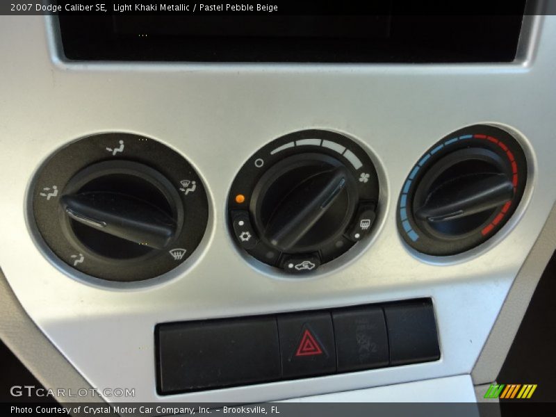 Light Khaki Metallic / Pastel Pebble Beige 2007 Dodge Caliber SE