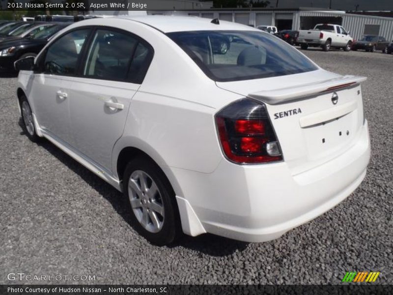 Aspen White / Beige 2012 Nissan Sentra 2.0 SR