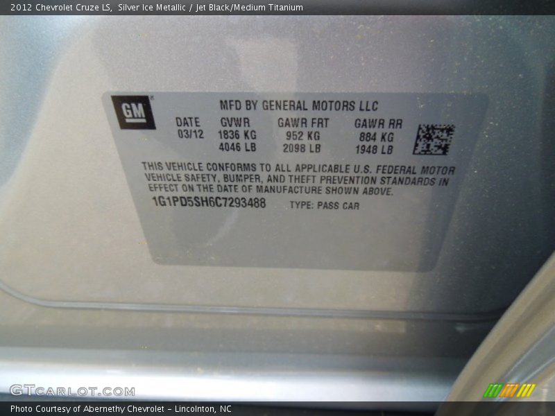 Silver Ice Metallic / Jet Black/Medium Titanium 2012 Chevrolet Cruze LS