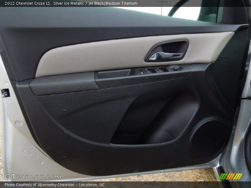 Silver Ice Metallic / Jet Black/Medium Titanium 2012 Chevrolet Cruze LS