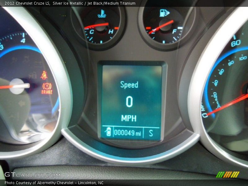 Silver Ice Metallic / Jet Black/Medium Titanium 2012 Chevrolet Cruze LS