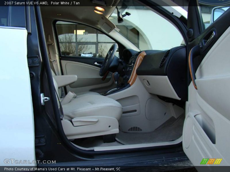 Polar White / Tan 2007 Saturn VUE V6 AWD