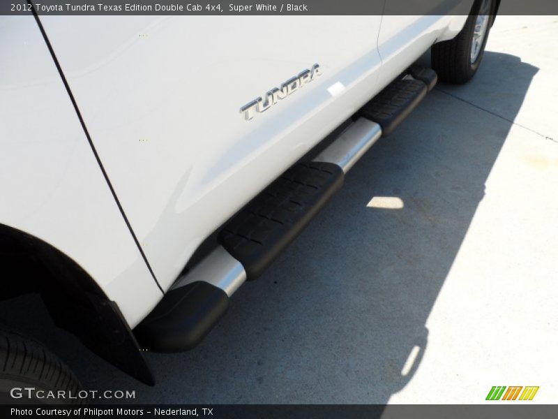 Super White / Black 2012 Toyota Tundra Texas Edition Double Cab 4x4