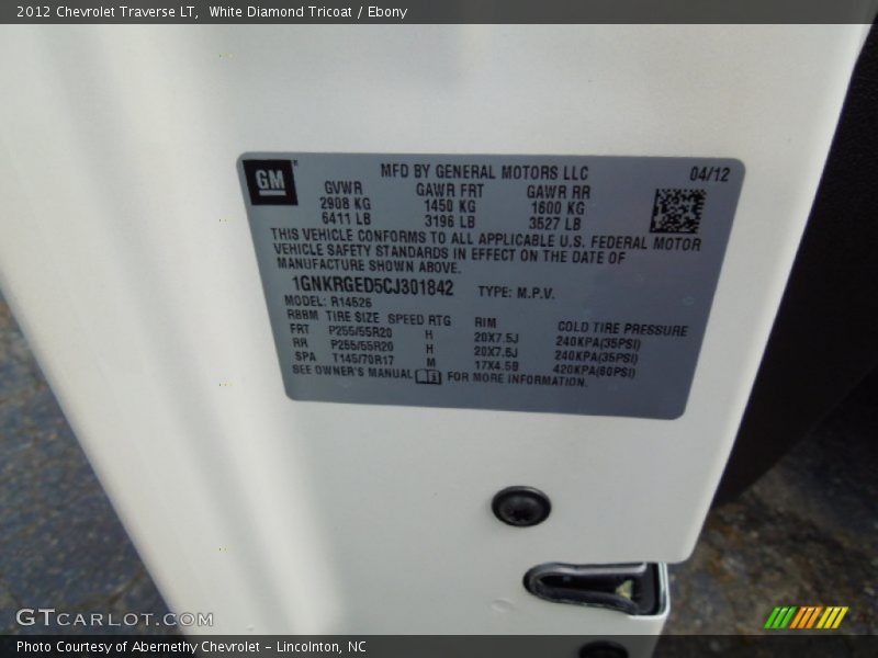 White Diamond Tricoat / Ebony 2012 Chevrolet Traverse LT