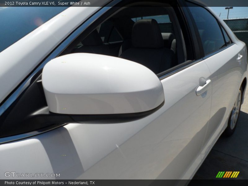Super White / Ash 2012 Toyota Camry XLE V6