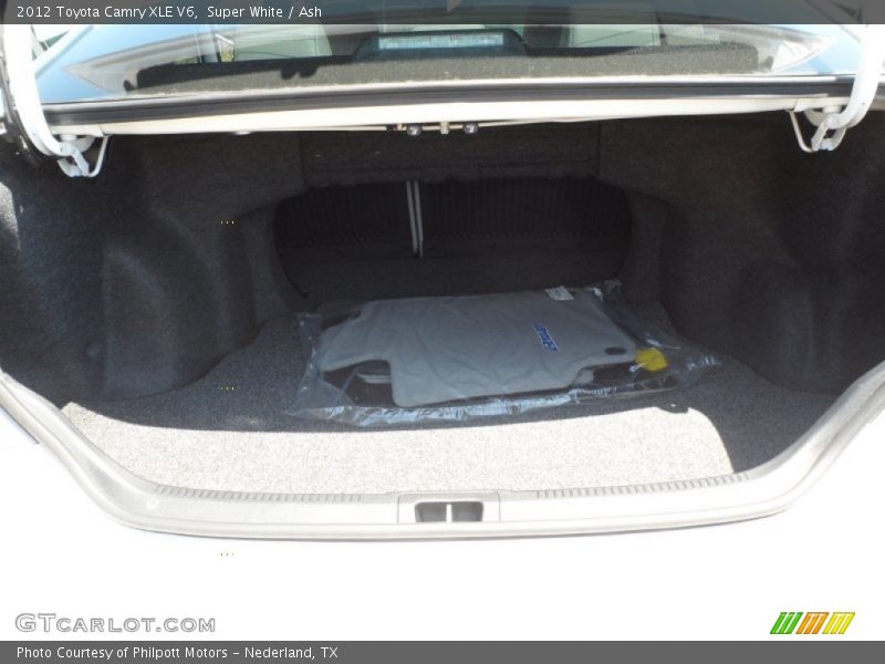 Super White / Ash 2012 Toyota Camry XLE V6