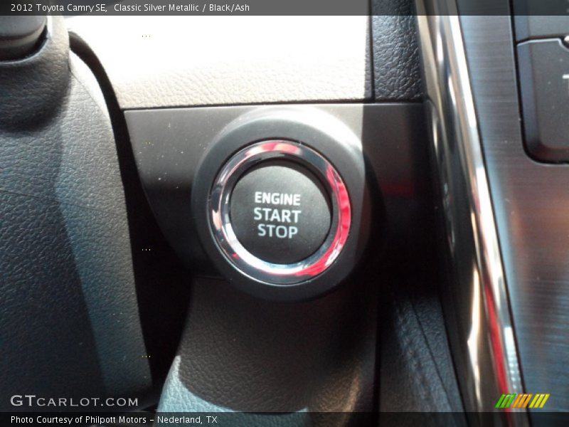 Classic Silver Metallic / Black/Ash 2012 Toyota Camry SE