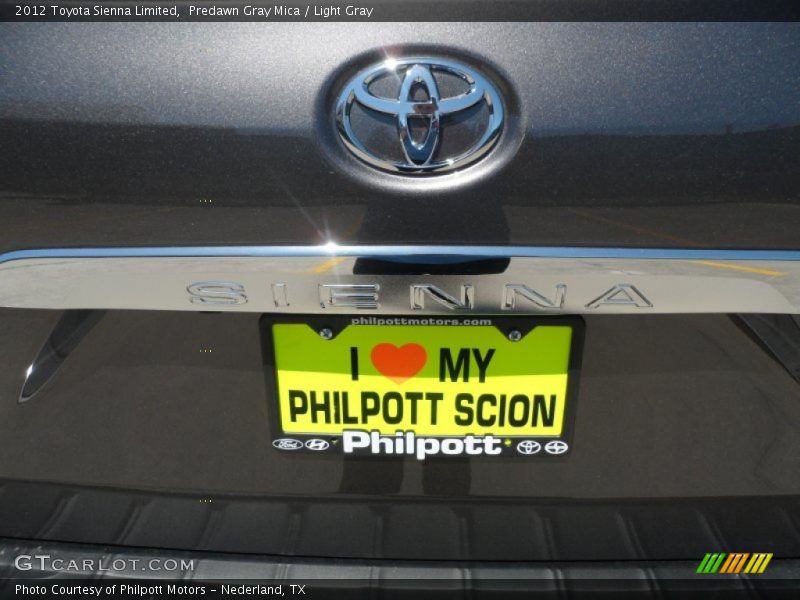 Predawn Gray Mica / Light Gray 2012 Toyota Sienna Limited