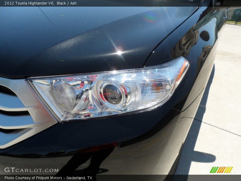 Black / Ash 2012 Toyota Highlander V6