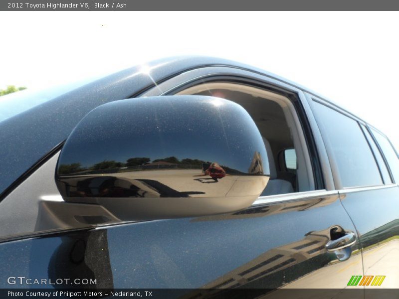 Black / Ash 2012 Toyota Highlander V6