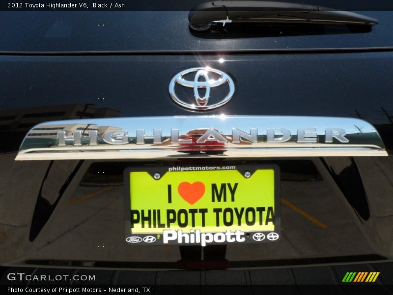 Black / Ash 2012 Toyota Highlander V6