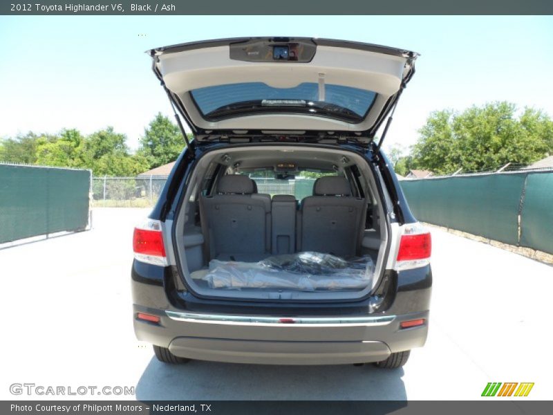 Black / Ash 2012 Toyota Highlander V6
