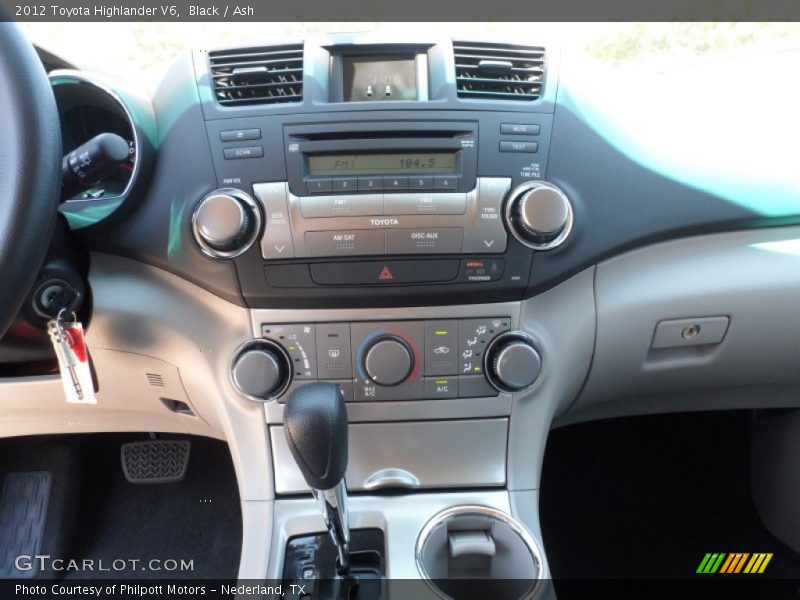 Black / Ash 2012 Toyota Highlander V6