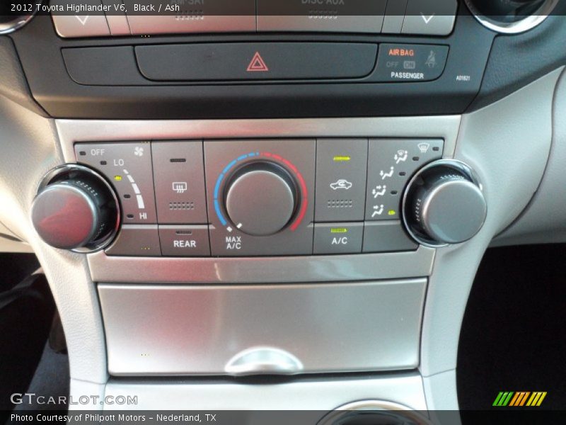 Black / Ash 2012 Toyota Highlander V6