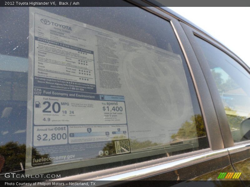 Black / Ash 2012 Toyota Highlander V6