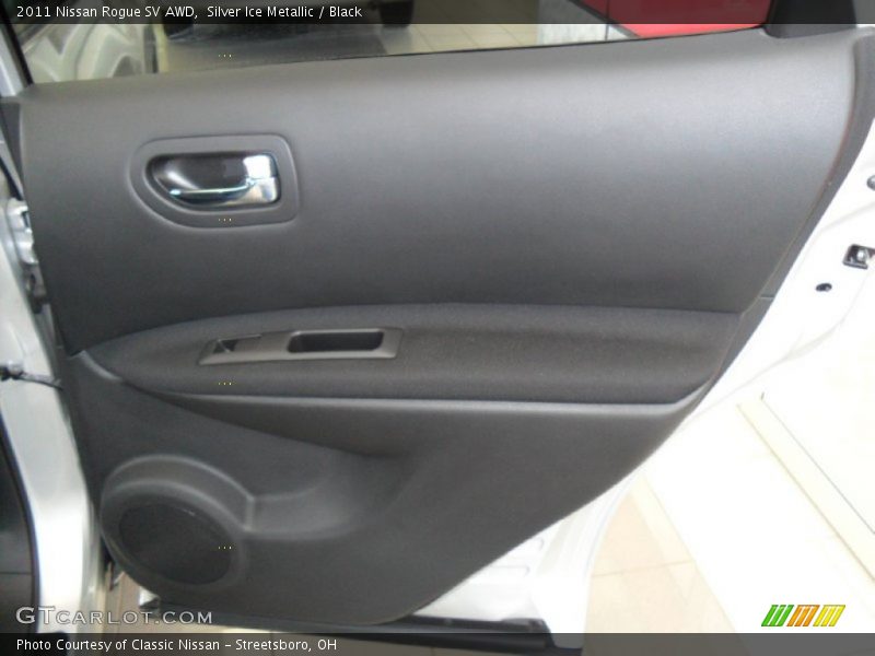 Silver Ice Metallic / Black 2011 Nissan Rogue SV AWD