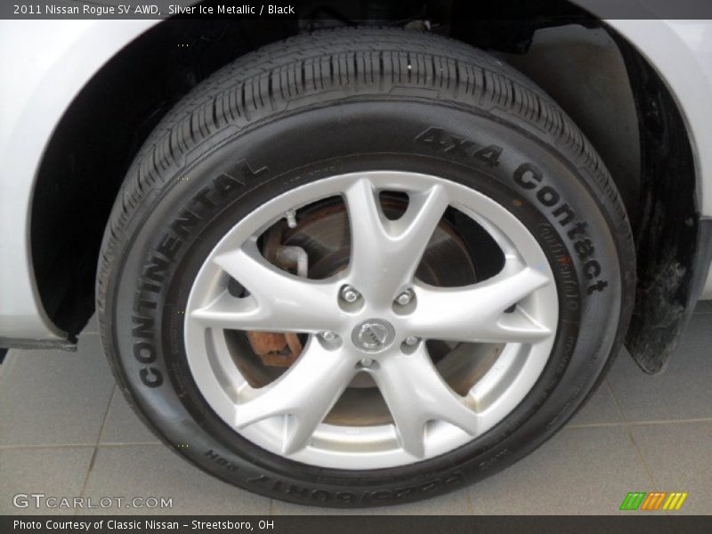 Silver Ice Metallic / Black 2011 Nissan Rogue SV AWD