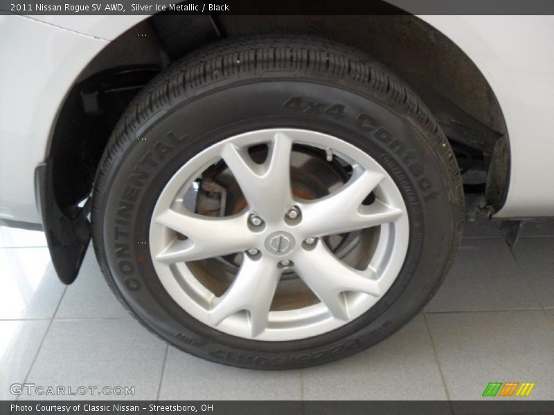 Silver Ice Metallic / Black 2011 Nissan Rogue SV AWD