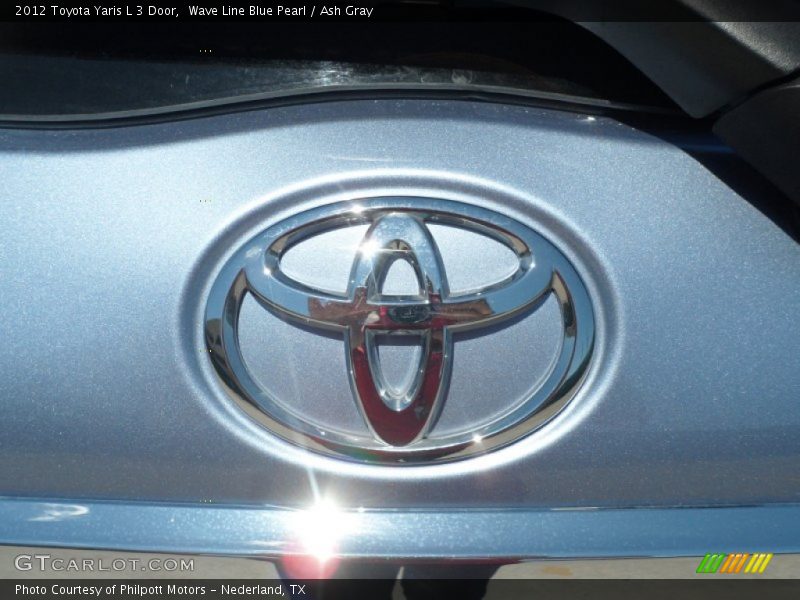 Wave Line Blue Pearl / Ash Gray 2012 Toyota Yaris L 3 Door