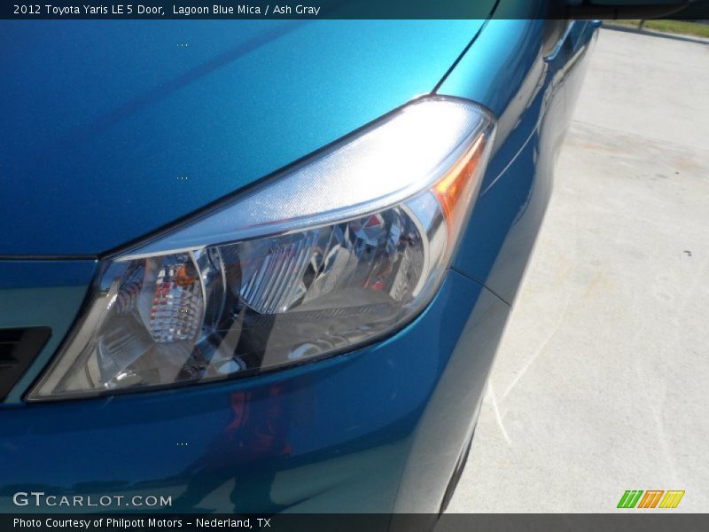 Lagoon Blue Mica / Ash Gray 2012 Toyota Yaris LE 5 Door