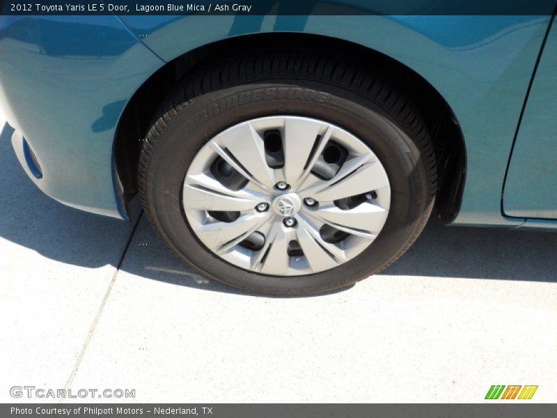 Lagoon Blue Mica / Ash Gray 2012 Toyota Yaris LE 5 Door