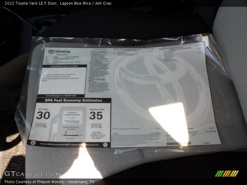 Lagoon Blue Mica / Ash Gray 2012 Toyota Yaris LE 5 Door