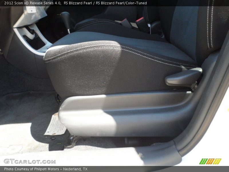 RS Blizzard Pearl / RS Blizzard Pearl/Color-Tuned 2012 Scion xD Release Series 4.0
